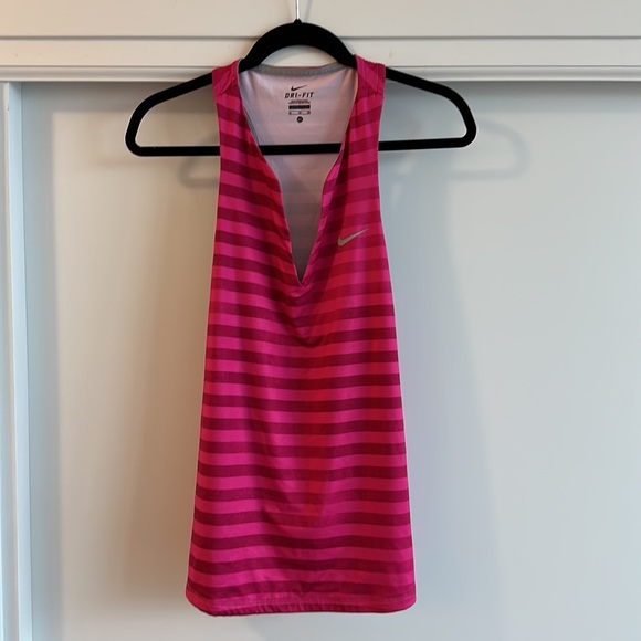 NIKE TANK SIZE XL - Picture 2 of 7